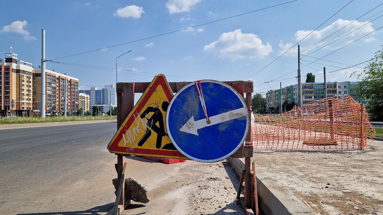 Главная картинка новости: Обзор капремонта проспекта Яшьлек в Челнах (фото)