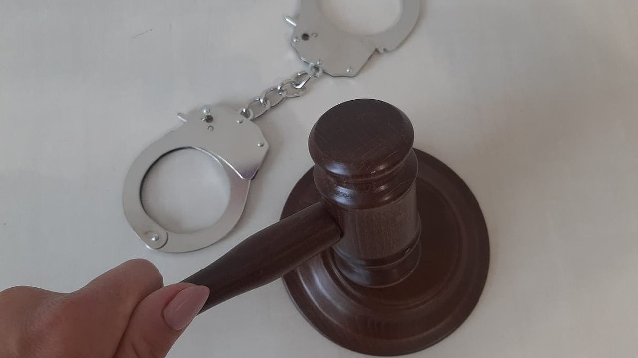 Главная картинка новости: Челнинец, купивший наркотики, отделался условкой