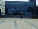 В Челнах подростки обстреляли из пневматического пистолета окна драмтеатра