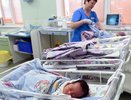 Рождаемость в России стремительно падает