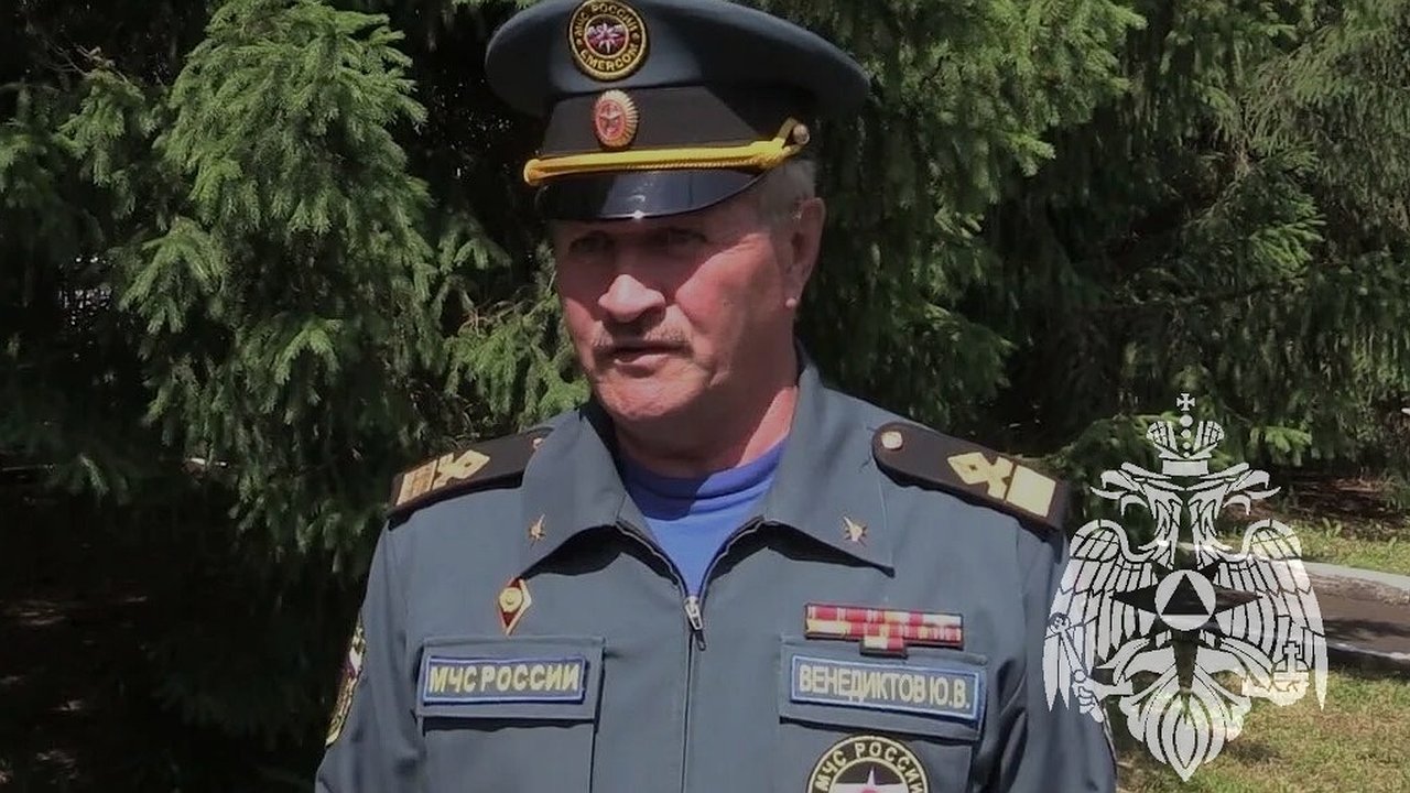 Главная картинка новости: Из-за сильного ветра в МЧС по РТ не рекомендуют выходить на воду на судах