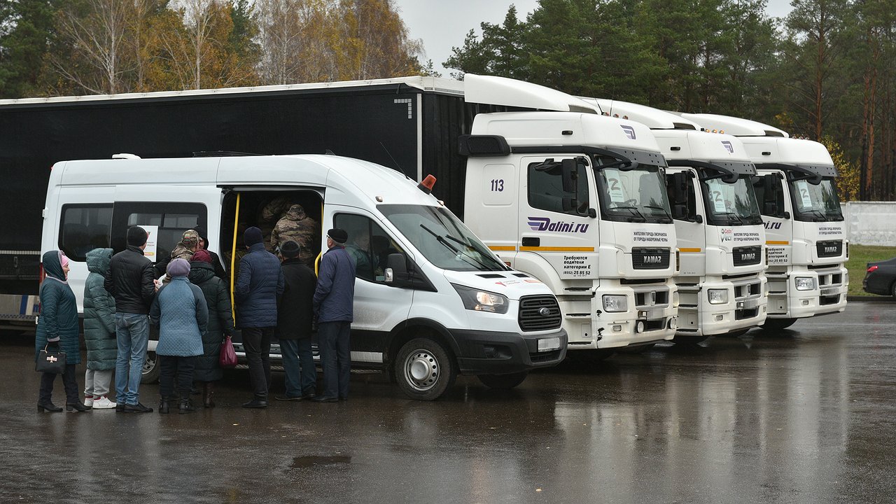Главная картинка новости: Набережные Челны направили гуманитарную помощь жителям Лисичанска