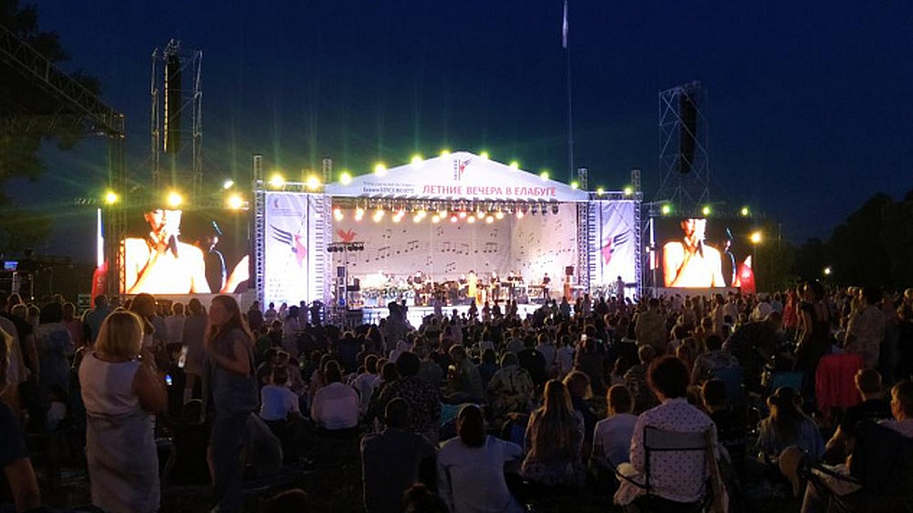 Главная картинка новости: Глава Елабуги подтвердил отмену «Летних вечеров в Елабуге» и Спасской ярмарки