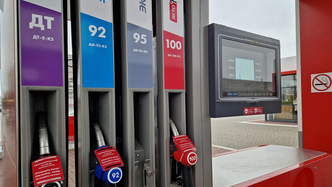 Главная картинка новости: В Татарстане продолжает дорожать бензин премиум-марок