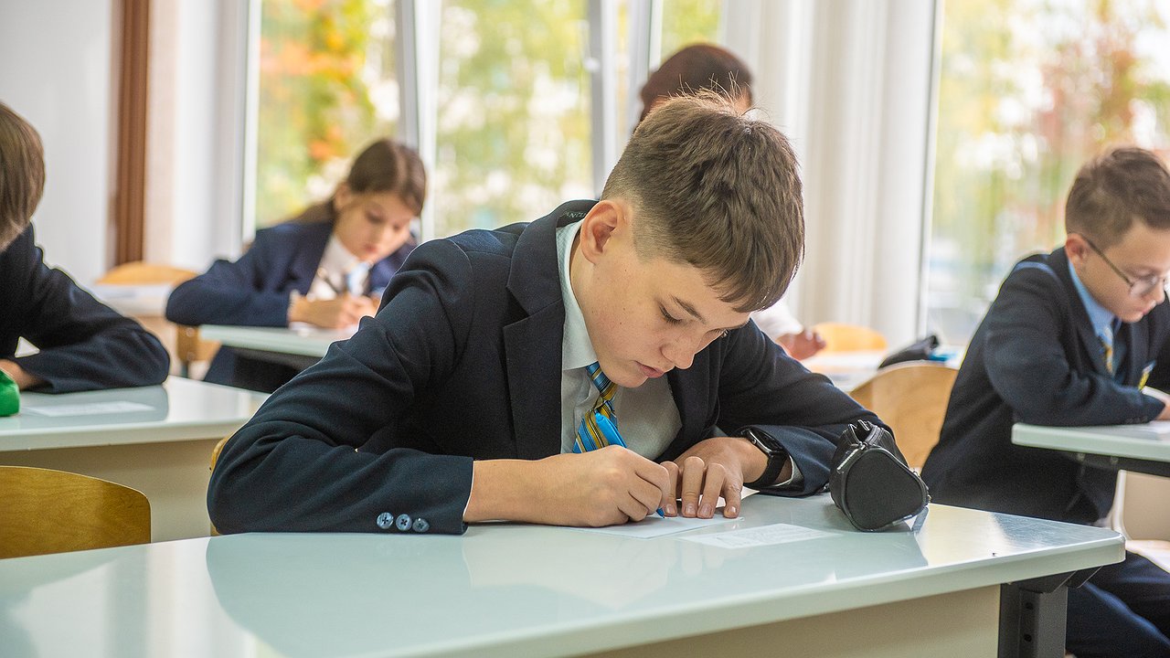 Главная картинка новости: И вновь гимназия № 26 в числе лучших