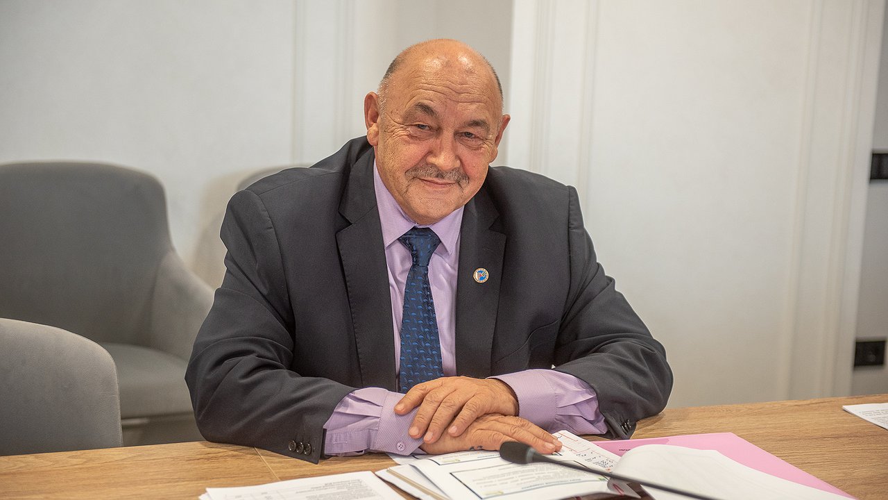 Главная картинка новости: В образовательной отрасли автограда трудятся более 8 тыс. сотрудников