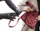 В Челнах девушка за нежелание познакомиться с прохожим была жестоко наказана 