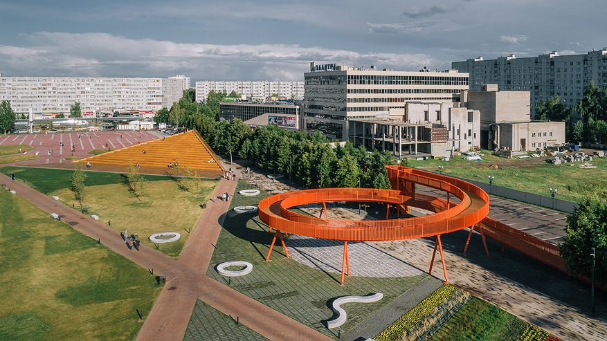 Главная картинка новости: Челнинцы спорят, кто виноват в разрушении общественных пространств