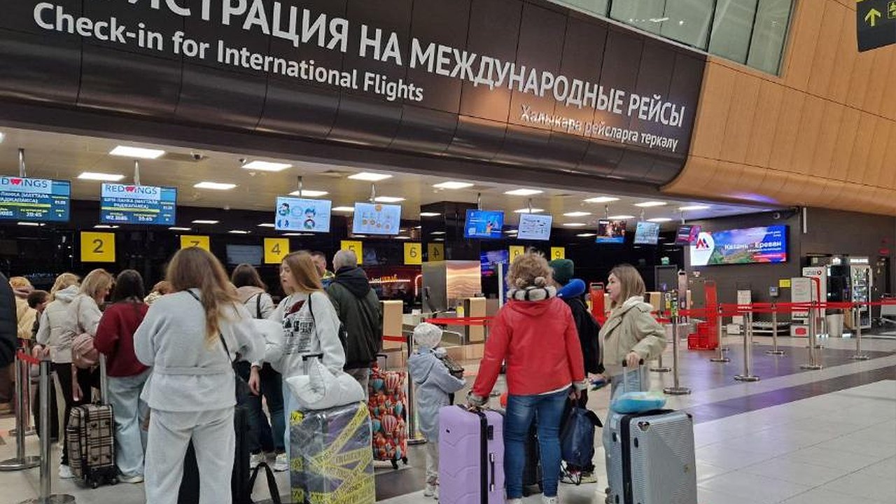 Главная картинка новости: «Аэрофлот» запустит рейсы из Казани на остров Хайнань