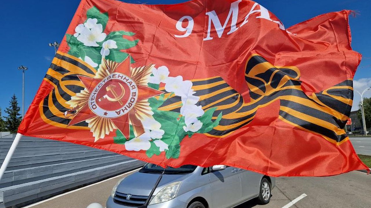 Главная картинка новости: День Победы в Челнах: как преобразился автоград к 9 Мая (фото)