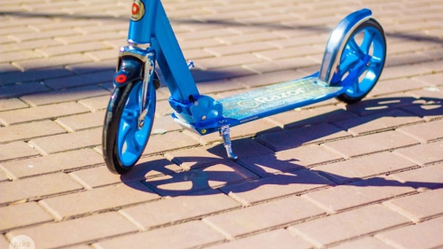 Главная картинка новости: В Челнах участились кражи самокатов