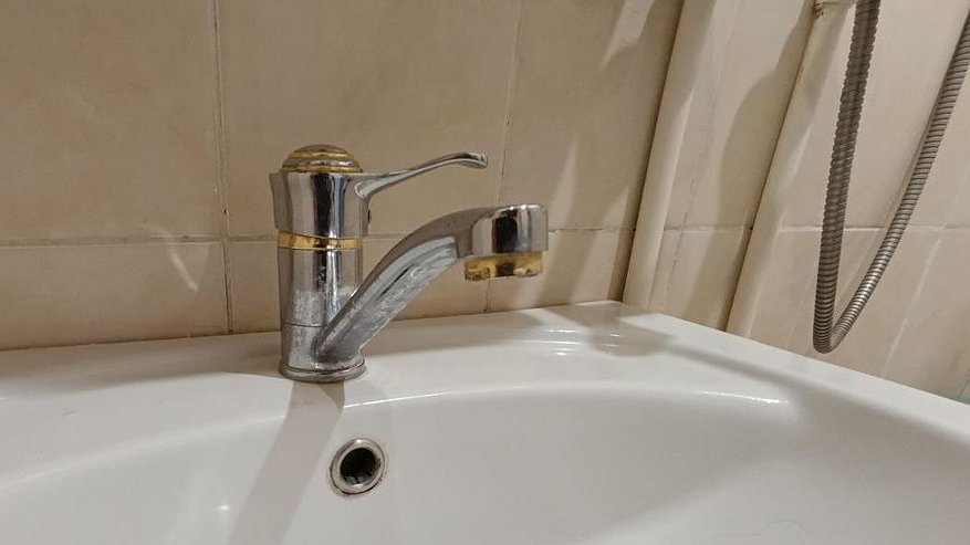 Главная картинка новости: В Челнах горячую воду подадут раньше срока