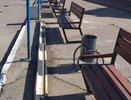 На вокзале Челнов заменили скамейки 