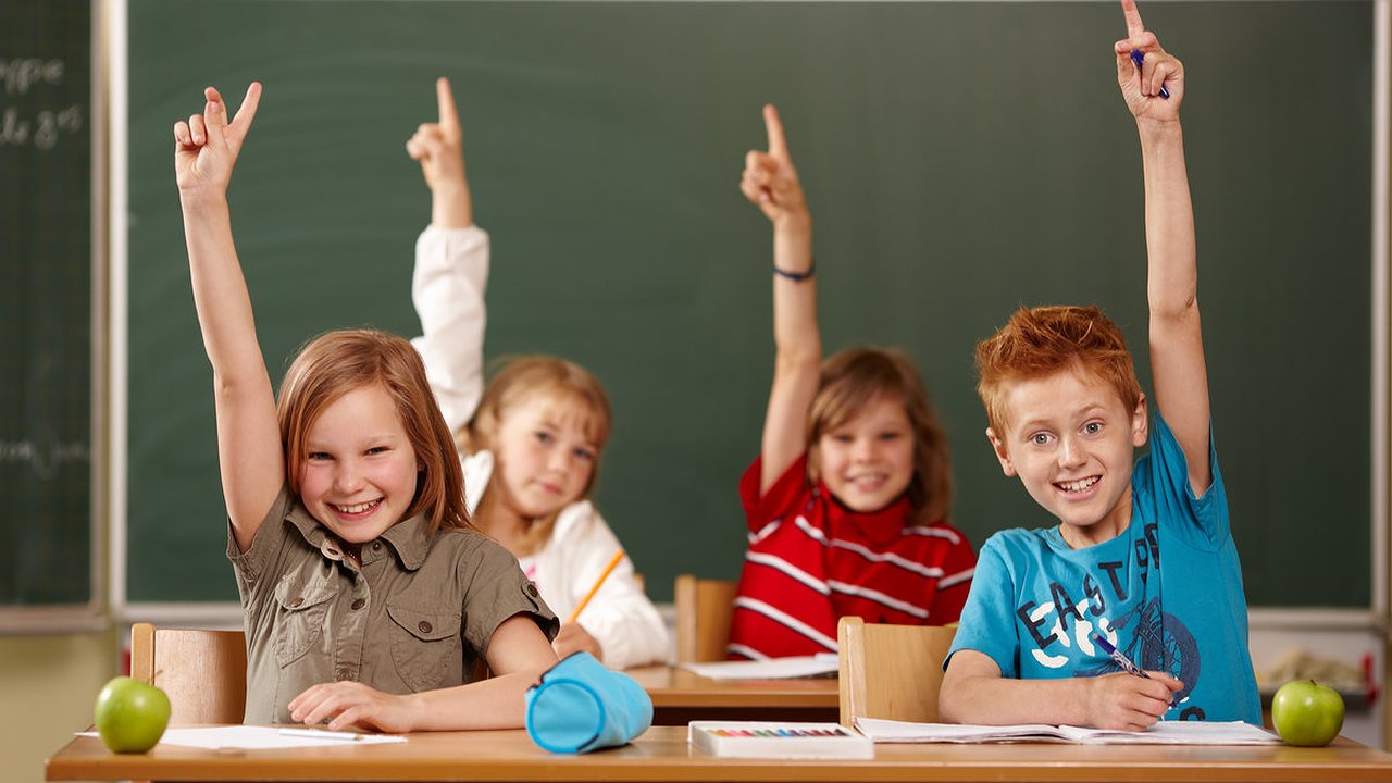 Главная картинка новости: В Татарстане хотят ввести пятидневную учебную неделю