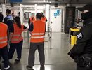 Полиция проверила мигрантов, работающих на складах маркетплейсов
