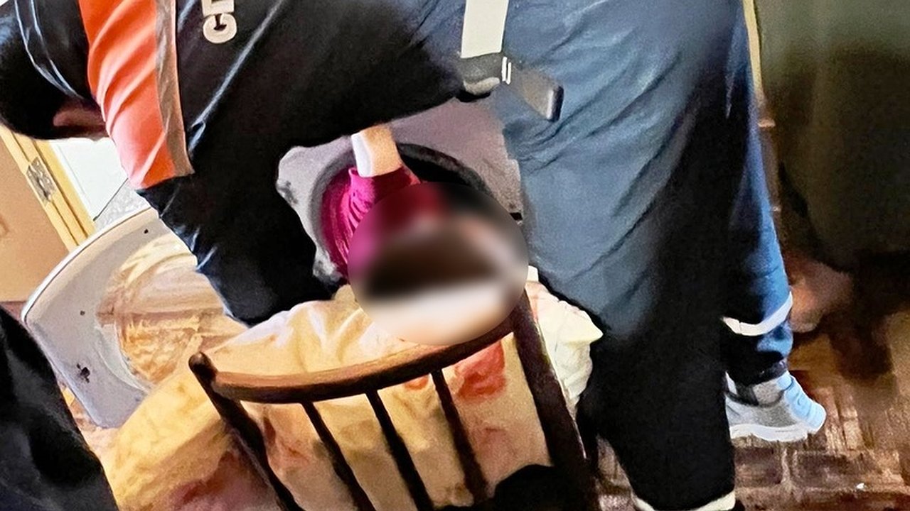 Главная картинка новости: В Татарстане спасли 5-летнего мальчика, застрявшего в стиральной машине