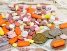 Между лекарствами и деньгами почти 65% льготников выбирают последнее