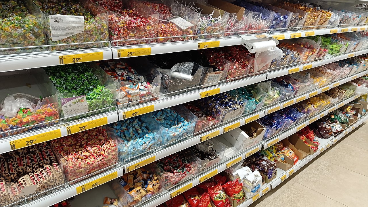 Главная картинка новости: Обнаружили вкусный клад в «Светофоре» - офигенные конфеты за копейки: состав натуральный