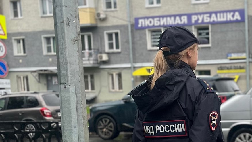 Главная картинка новости: В Челнах у мужчины за пьяное вождение конфисковали автомобиль сожительницы