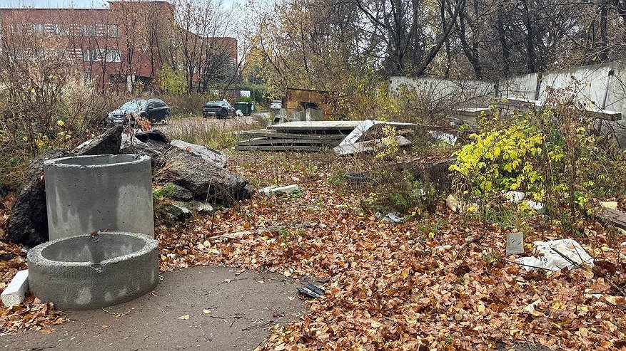 Главная картинка новости: Незаконная свалка обнаружена на ЗЯБи в Челнах