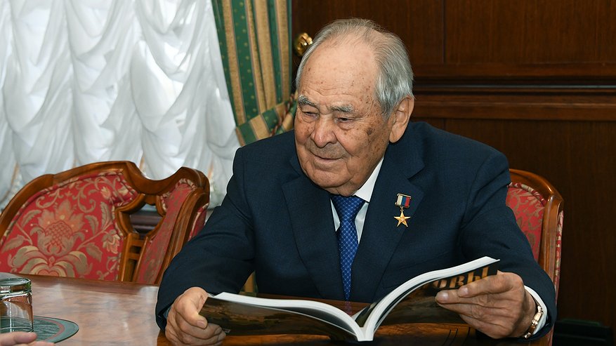 Главная картинка новости: Драмтеатр Челнов готовит спектакль о Шаймиеве