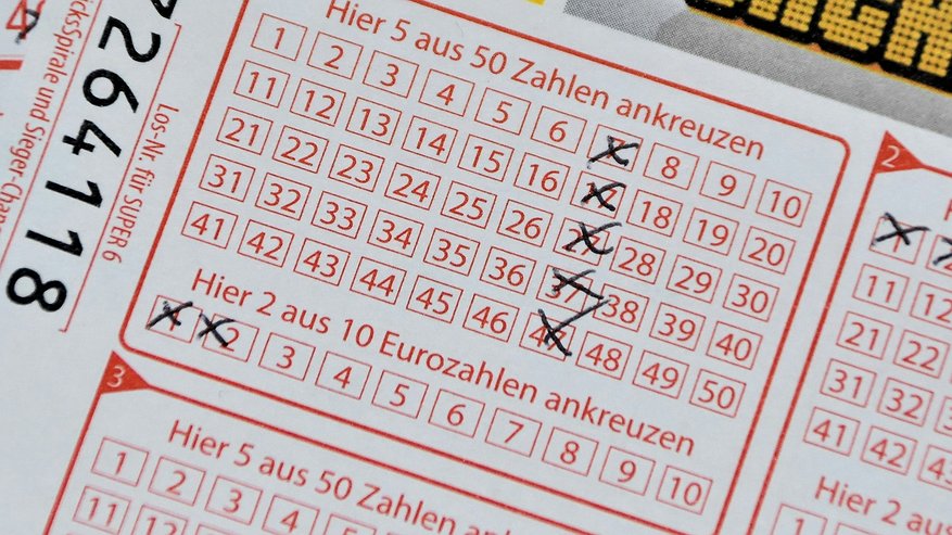 Главная картинка новости: Россиянка дважды за год выиграла в лотерею: вот как она это сделала