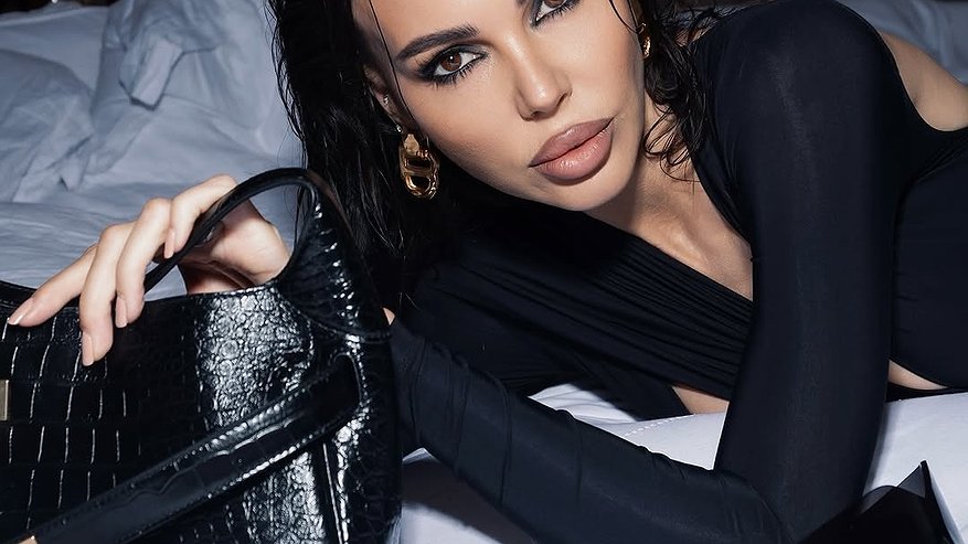 Главная картинка новости: Челнинка лишилась денег из‑за взломанного мошенниками аккаунта Оксаны Самойловой