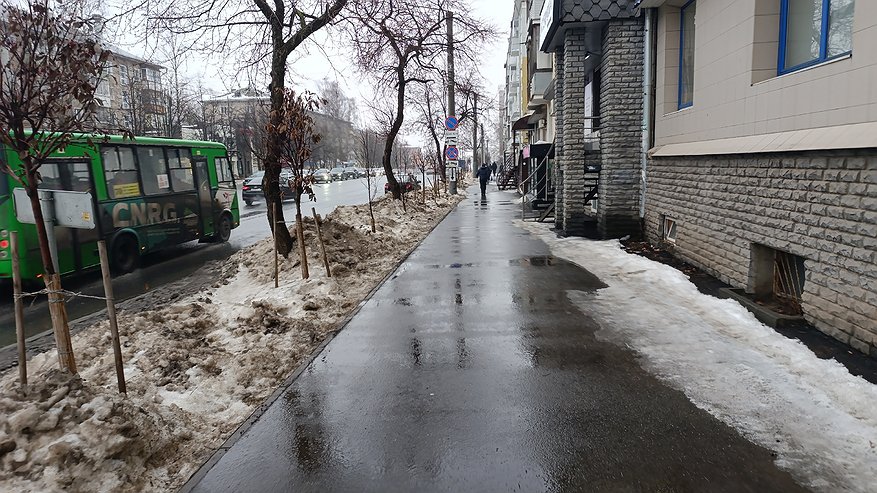 Главная картинка новости: Холод придет резко и без стука: Вильфанд рассказал россиянам, когда закончится теплая погода