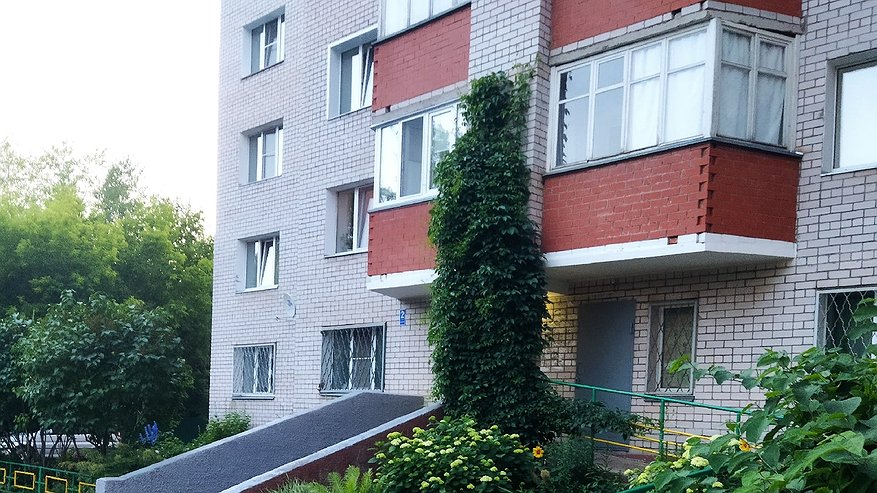 Главная картинка новости: Россияне массово отказываются от балконов и лоджий: почему так происходит