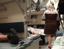 Если ехать семь дней, а поезд старый: как проводницы соблюдают гигиену, пока пассажиры терпят