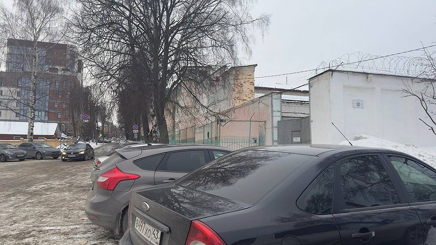 Главная картинка новости: Водителей Татарстана предупредили о гололеде на дорогах