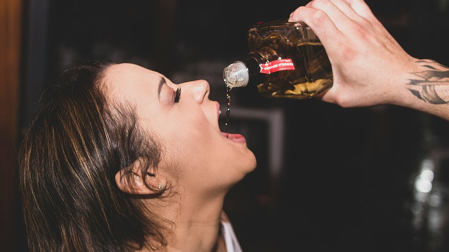 Главная картинка новости: Женщины с этими именами рискуют стать алкоголичками: проверьте имена знакомых