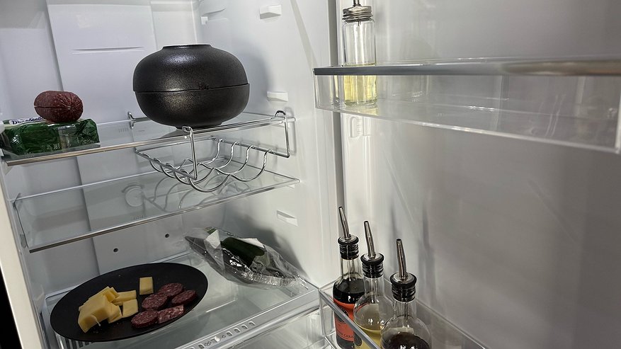 Главная картинка новости: Холодильник больше не размораживаю: опытный мастер проговорился после рюмки