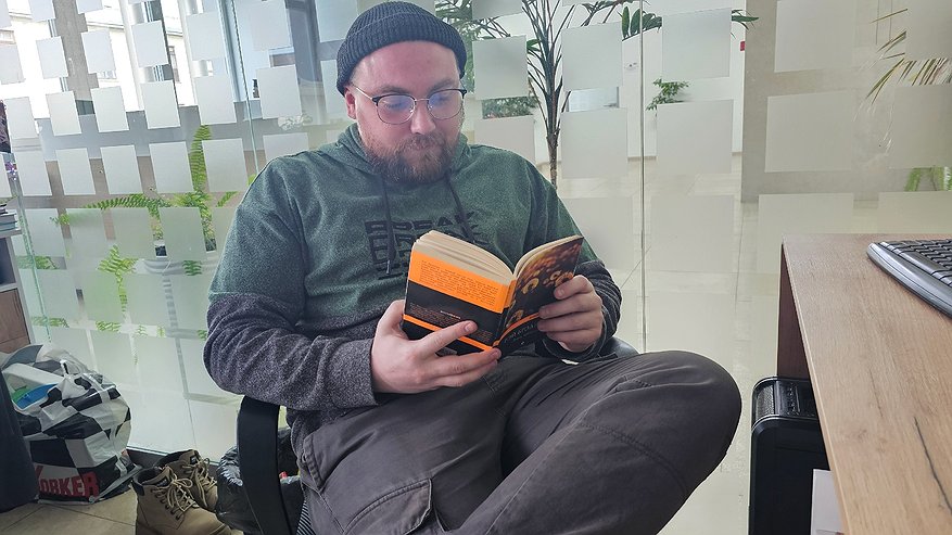 Главная картинка новости: Эту фразу говорит почти каждый, и напрасно: она мгновенно выдает безграмотность