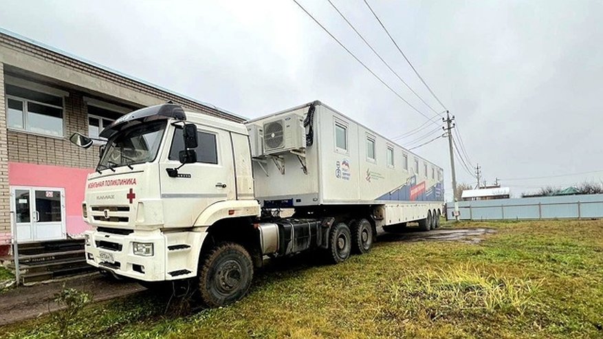 Главная картинка новости: Мобильная поликлиника горбольницы №5 открыла прием в Тукаевском районе Набережных Челнов