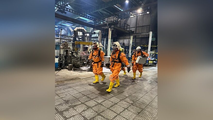 Главная картинка новости: На литейном заводе «КАМАЗа» успешно провели антитеррористическую тренировку, справившись со взрывом и пожаром