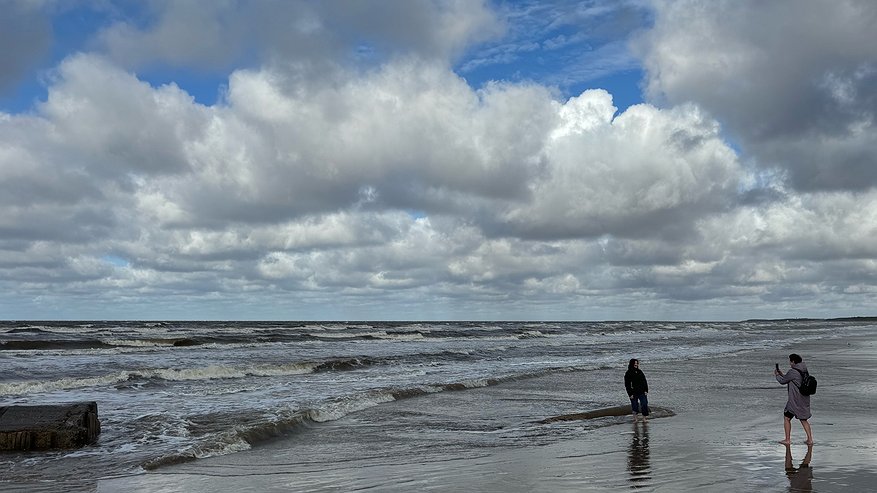 Главная картинка новости: Тайные уголки России: 5 бюджетных мест, куда можно поехать на новогодних каникулах и забыть о стрессе