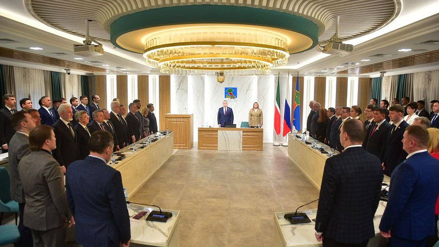 Главная картинка новости: Избрание руководителя исполкома Набережных челнов отложено из-за болезни кандидата