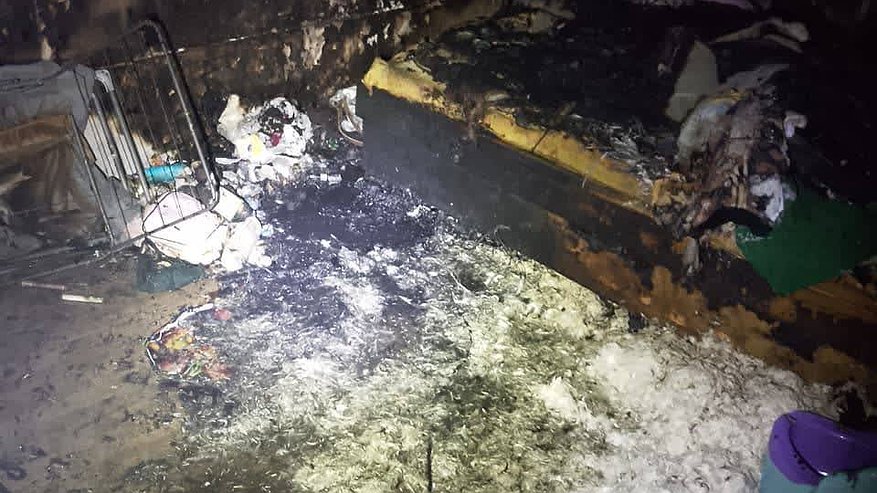 Главная картинка новости: В Татарстане при пожаре погибла женщина, двое детей доставлены в больницу