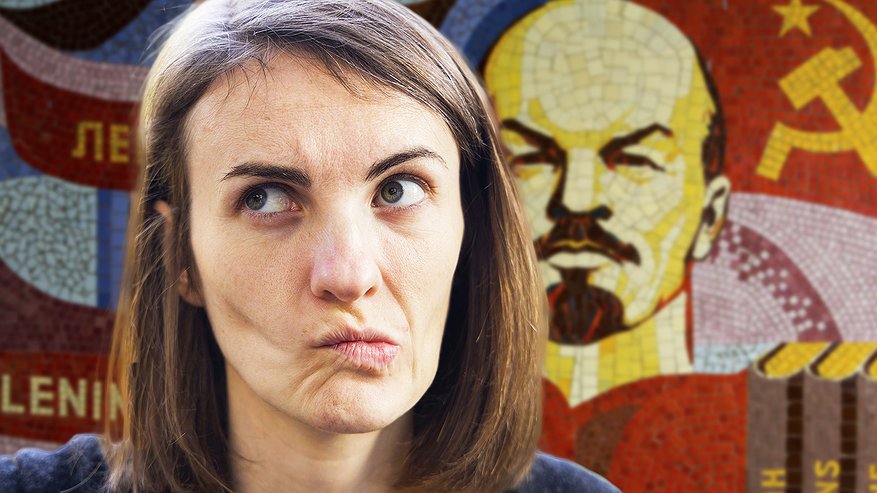 Главная картинка новости: Это ужасное женское имя придумали в СССР: сейчас так никто не назовет свою дочь — звучит пошло и грубо