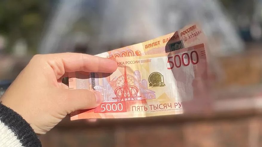 Главная картинка новости: Слесарь из Набережных Челнов стал жертвой телефонных мошенников