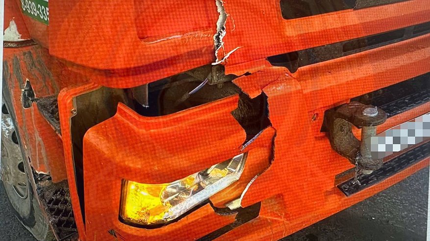 Главная картинка новости: В больнице скончался парень после наезда грузовика в Альметьевске