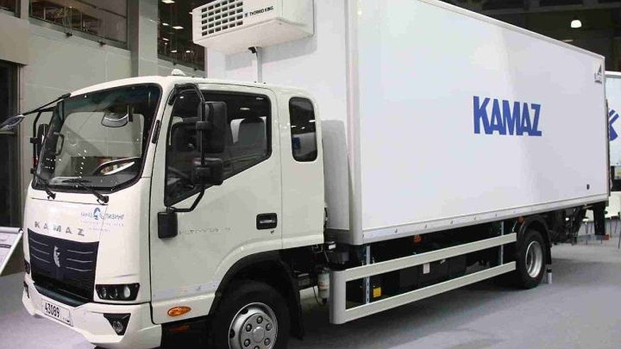 Главная картинка новости: «КАМАЗы»  будут развозить заказы для OZON
