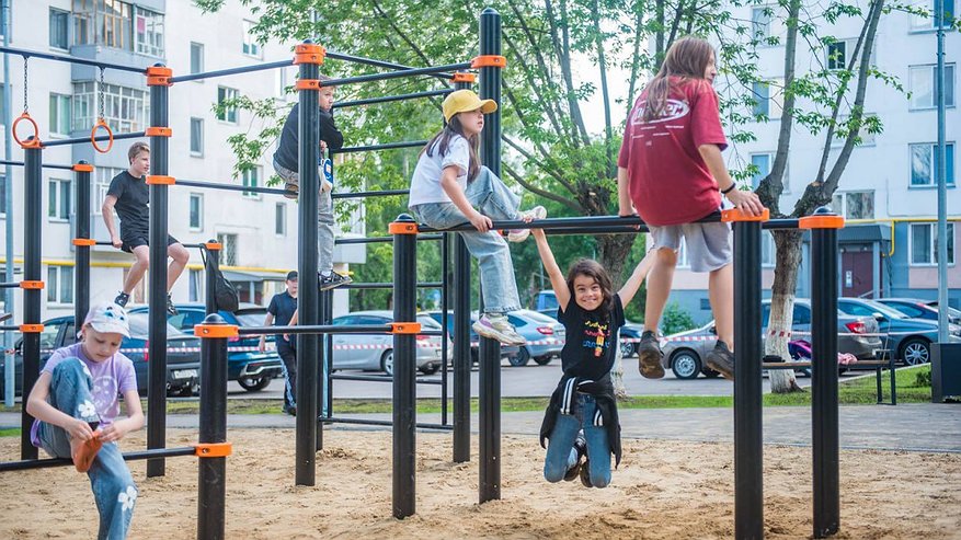 Главная картинка новости: 68 дворов Набережных Челнов обновят: распределение по районам