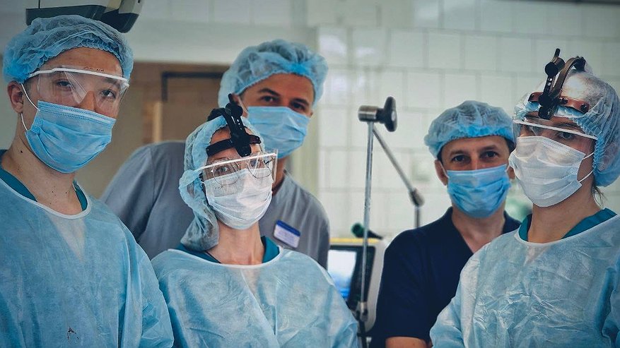 Главная картинка новости: Хирурги собрали челнинцу челюсть, которая крошилась во рту