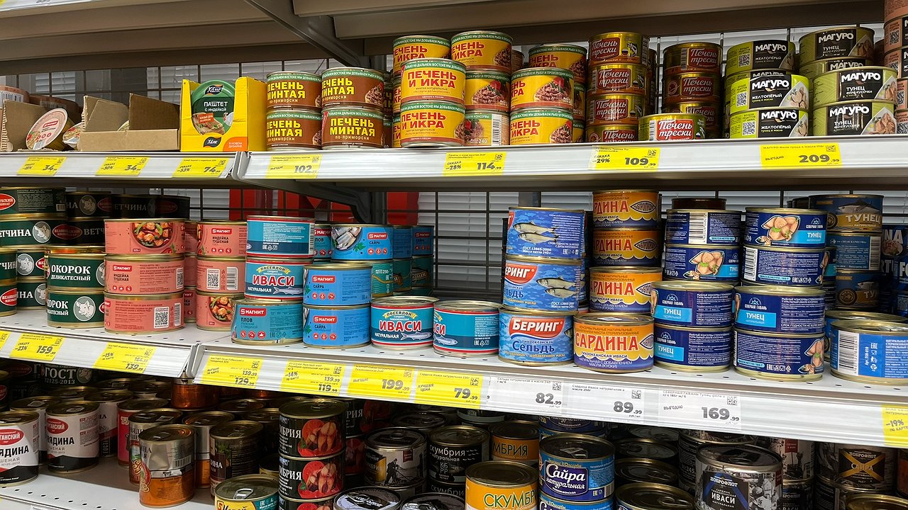 Главная картинка новости: Сардины в масле: что на самом деле скрыто под крышкой? Роскачество обнародовало результаты проверки