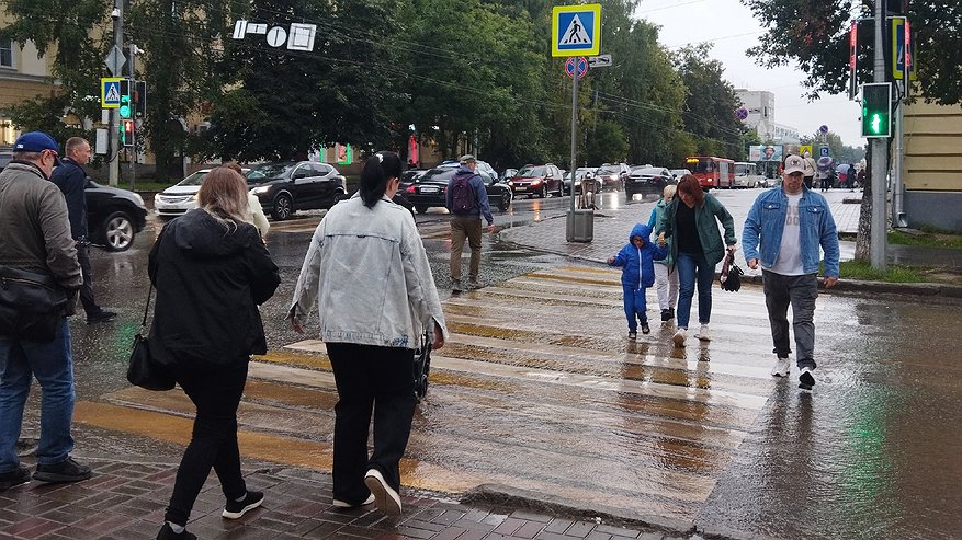 Главная картинка новости: Верховный суд поменял правила: пешеход на переходе больше не стоп-сигнал для водителя — что это значит