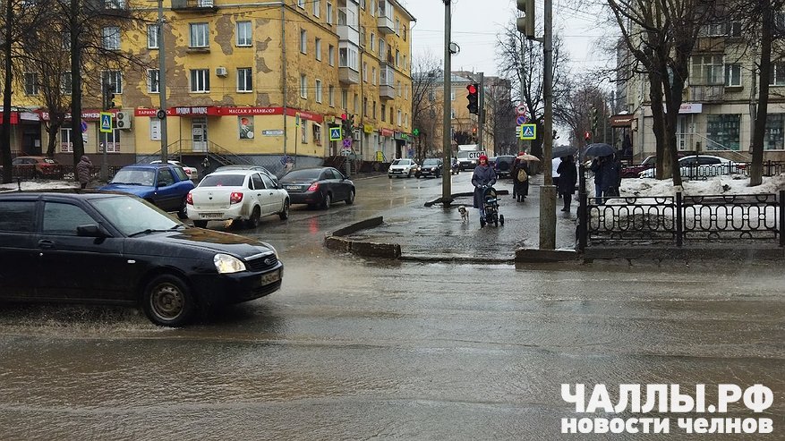 Главная картинка новости: С 2026 года в Татарстане резко подорожают услуги эвакуаторов и спецстоянок