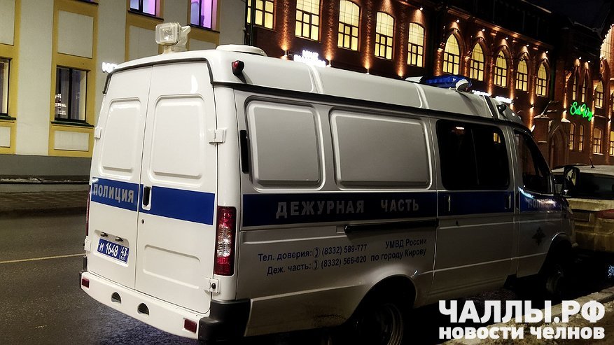 Главная картинка новости: 15-летний школьник угнал машину в Набережных Челнах