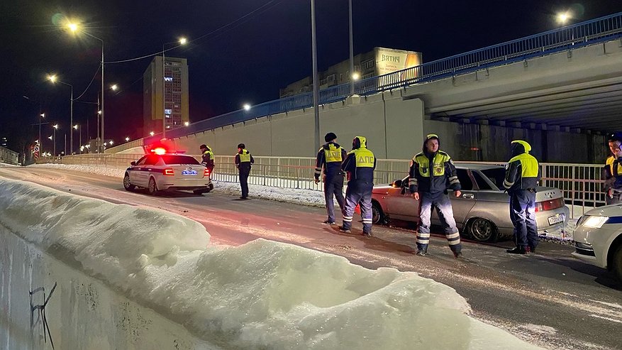 Главная картинка новости: Уже с 5 декабря у водителей начнут отбирать машину прямо на дороге: вот с кем не будут церемониться